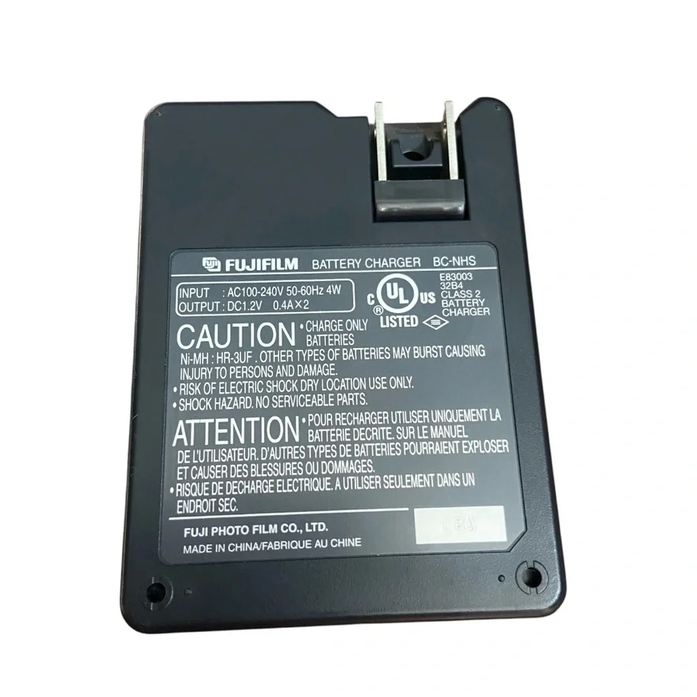 Fuji Fujifilm BC-NHS Battery Charger Black Works Batteries Not Included DC 1.2V